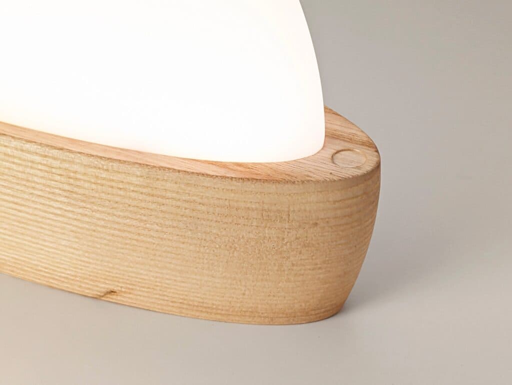 Solid Ash Lighting Prototype: From Design to Machining